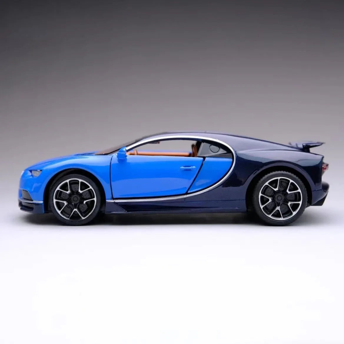 1:32 Bugatti Chiron
