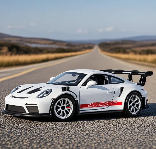1:36 Porsche 911 GT3 RS
